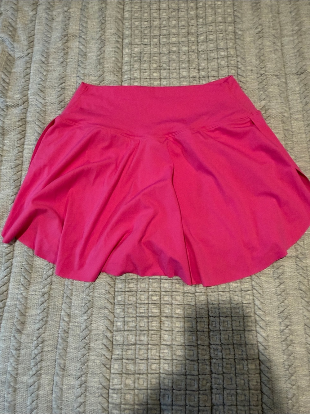 HALARA Hot Pink High-Low Active Skort - Picture 3 of 3